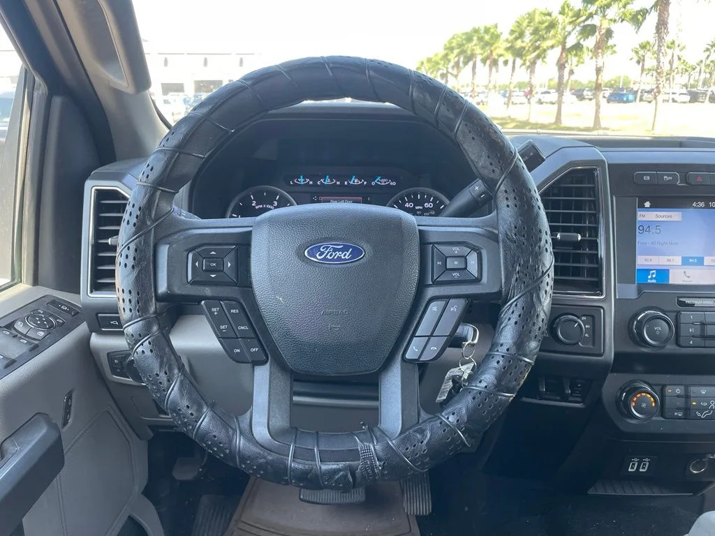 Used 2019 Red Ford XLT image 13