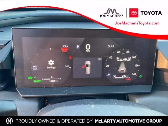 Used 2026  Toyota XLE Premium image 1