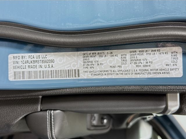 New 2026 Steel Blue Exterior Paint Jeep Limited image 33