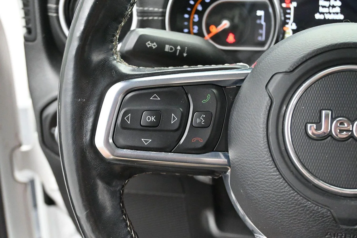 Used 2020 Bright White Clearcoat Jeep Overland image 17