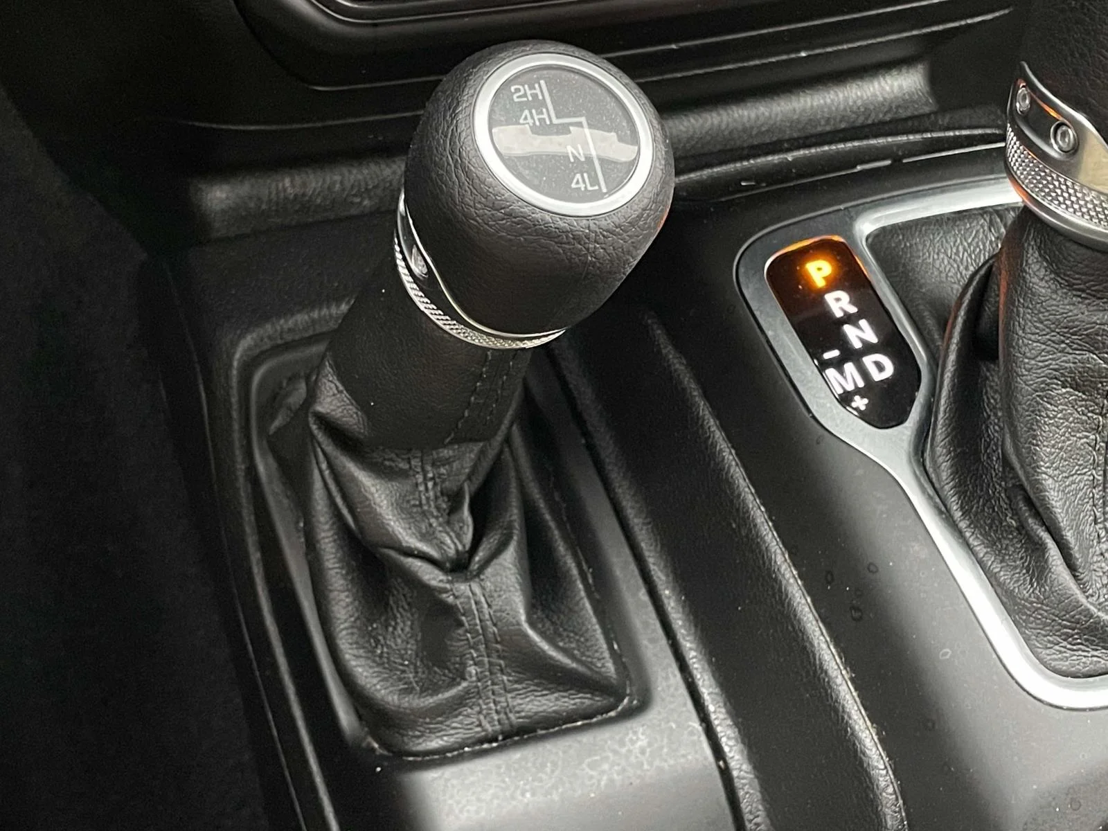 Used 2020 Sting-Gray Clearcoat Jeep Sport S image 20