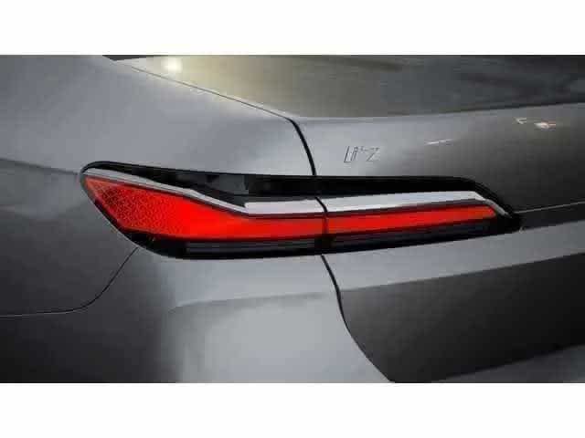 New 2026 Space Silver Metallic BMW eDrive50 image 8