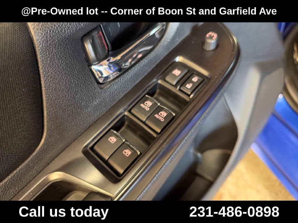 Used 2019 Blue Subaru Base image 16