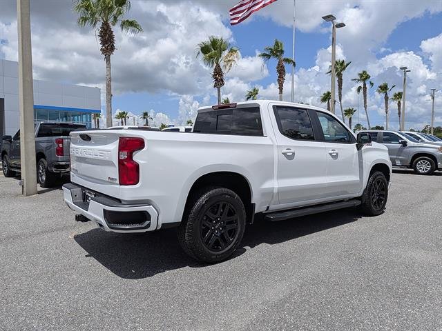 New 2026 Summit White Chevrolet RST image 3