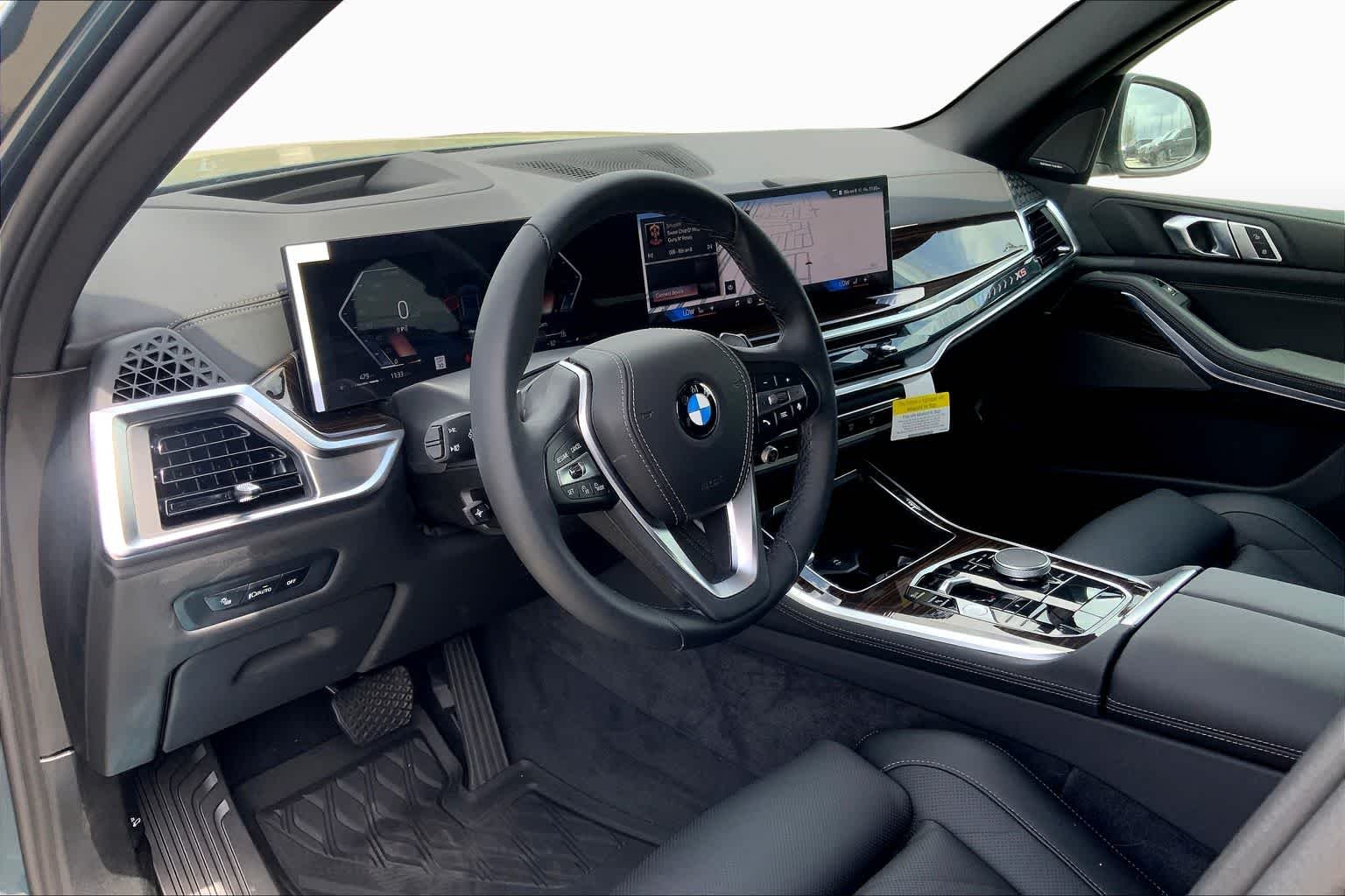 Used 2026 Blue Ridge Mountain Metallic BMW sDrive40i image 31