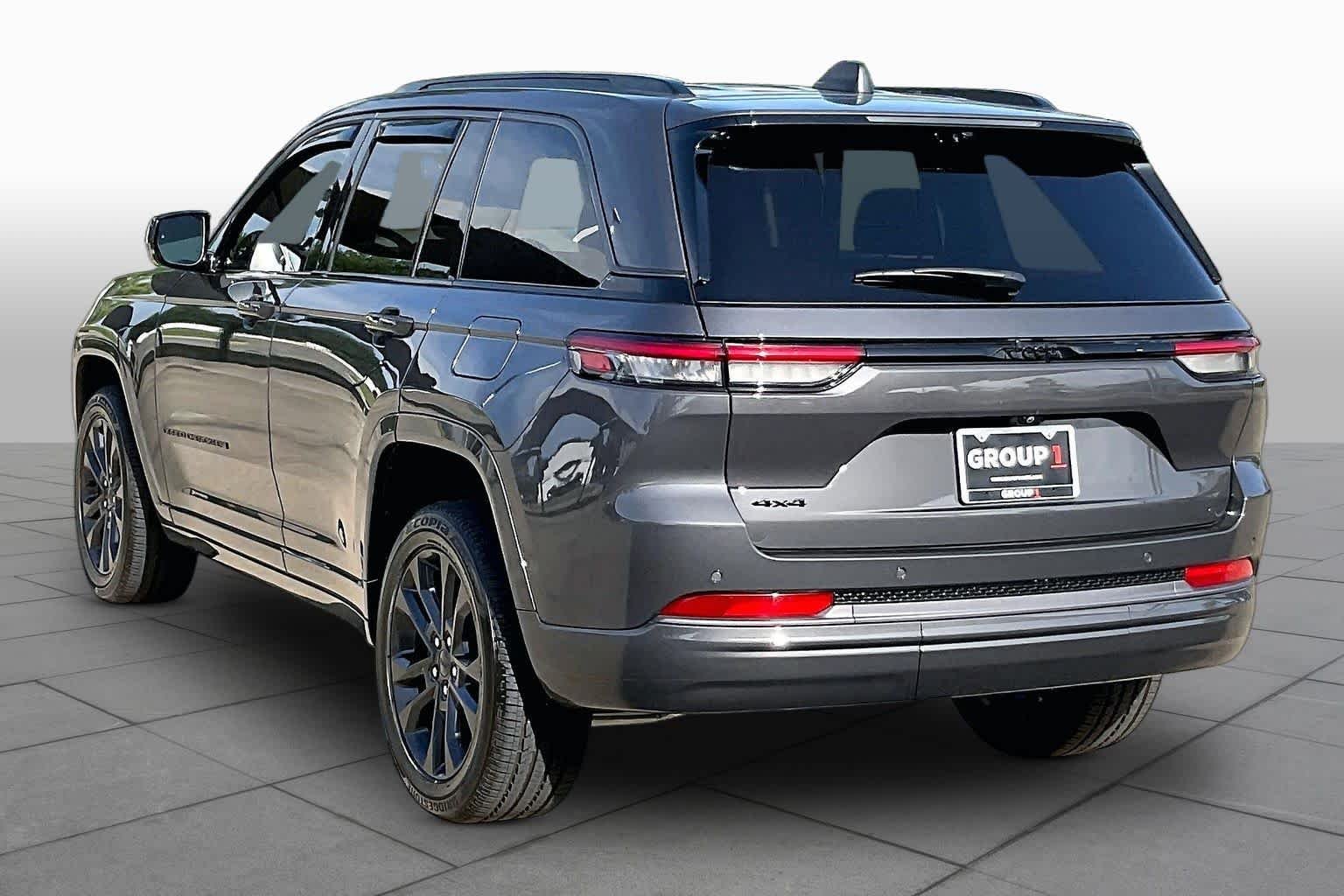 Used 2026 Baltic Gray Metallic Clearcoat Jeep Limited Reserve image 12