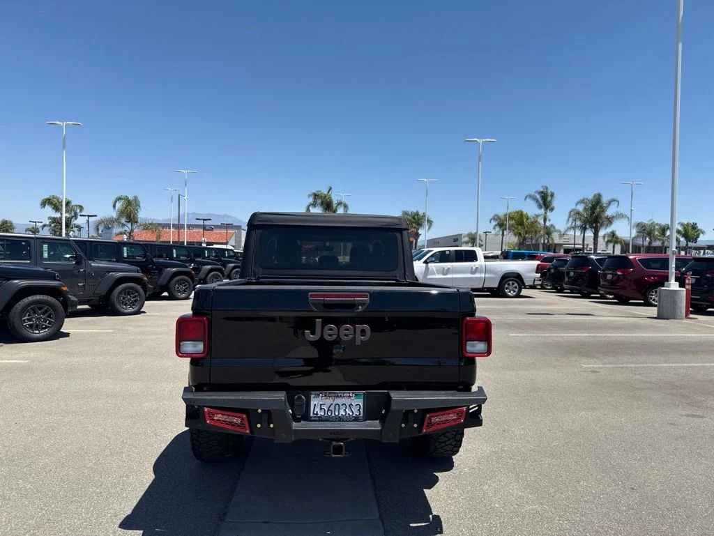 Used 2022 Black Jeep Rubicon image 7