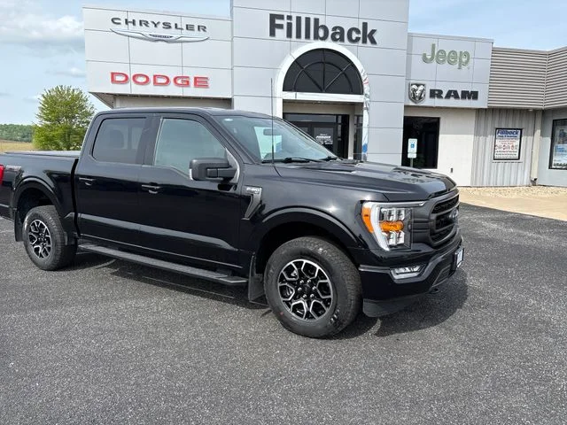 Used 2023 Black Metallic Ford XLT image 10