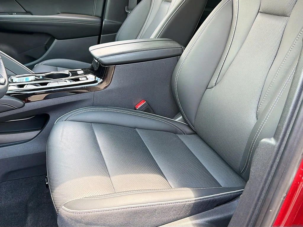 Used 2023 Cinnabar Metallic Buick Essence image 36