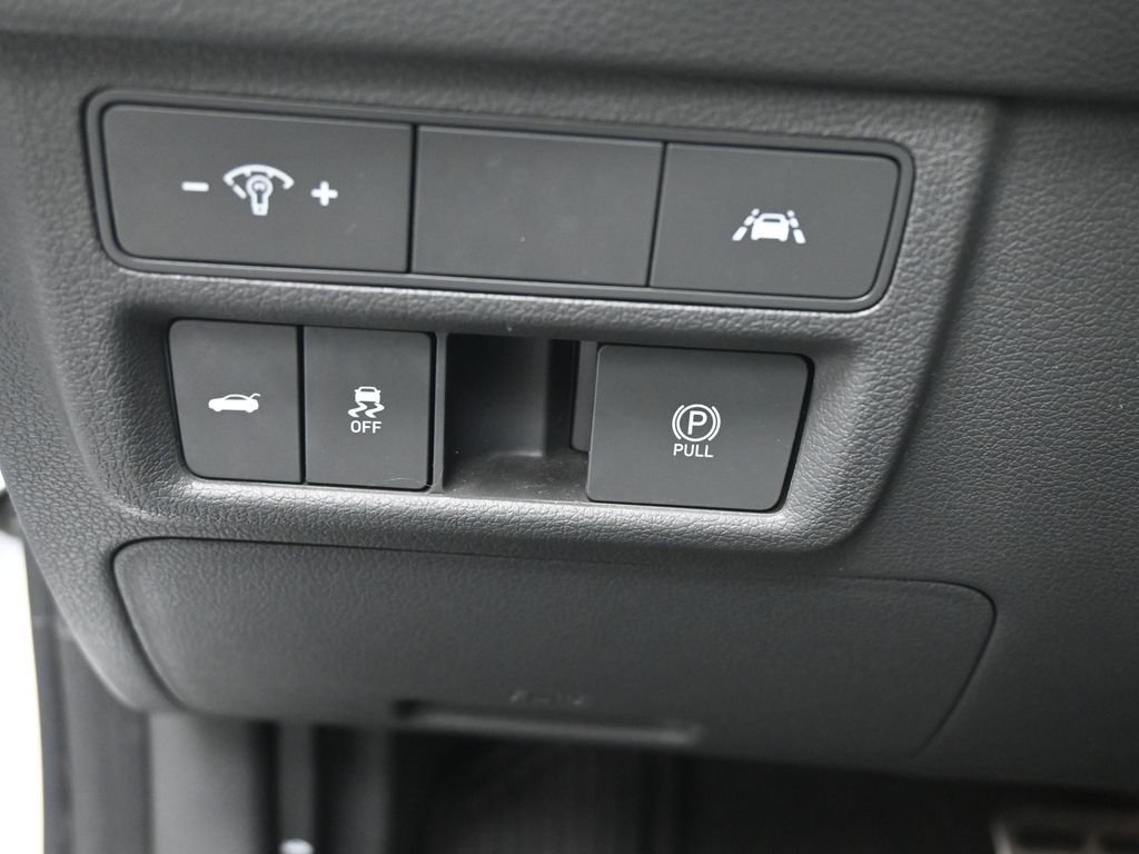 Used 2021 Gray Hyundai SEL Plus image 21