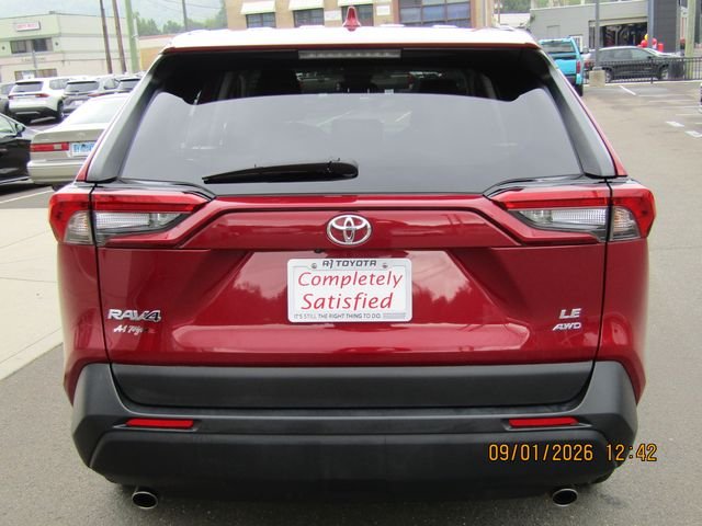 Certified Used 2023 Pearl Toyota LE image 5