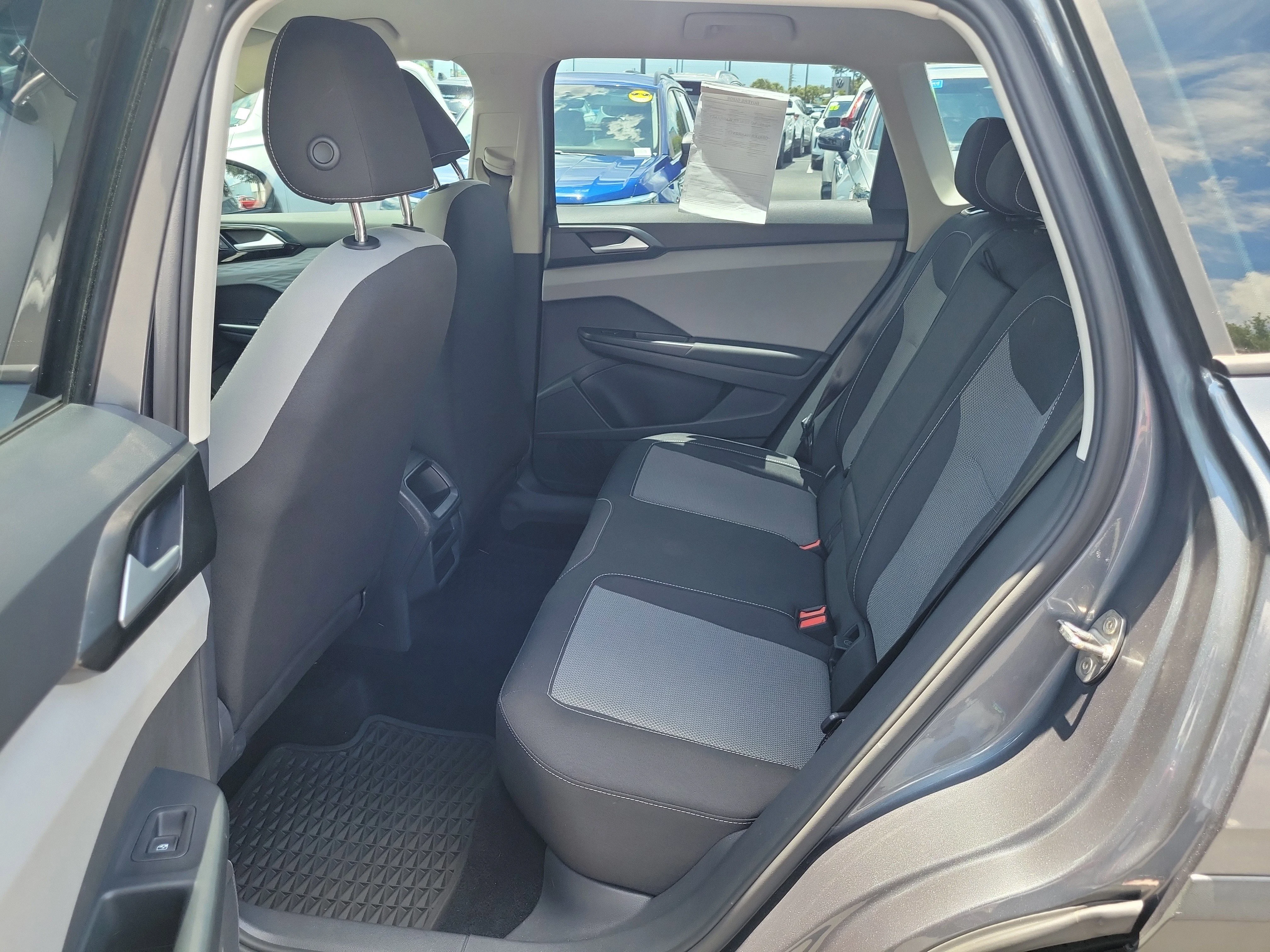 Used 2022 Gray Volkswagen 1.5T S image 12