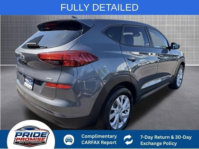 Used 2019 Gray Hyundai SE image 6