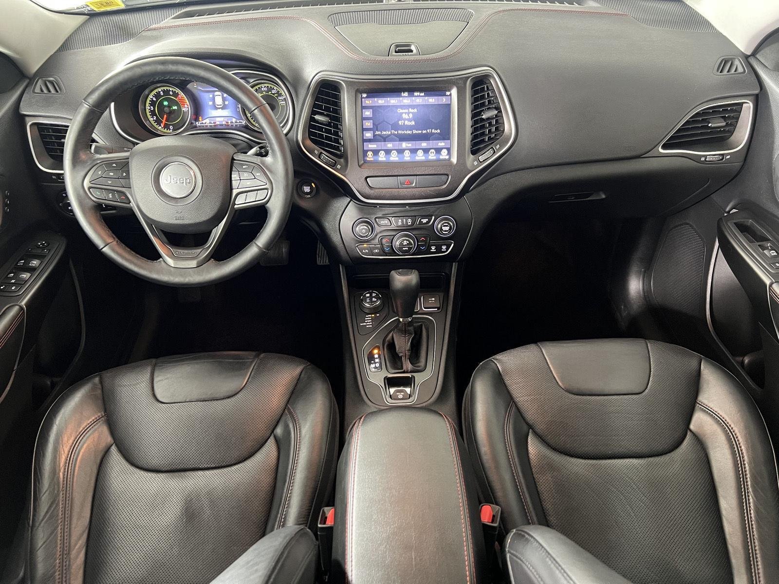 Used 2019 Pearl White Jeep Trailhawk Elite image 12