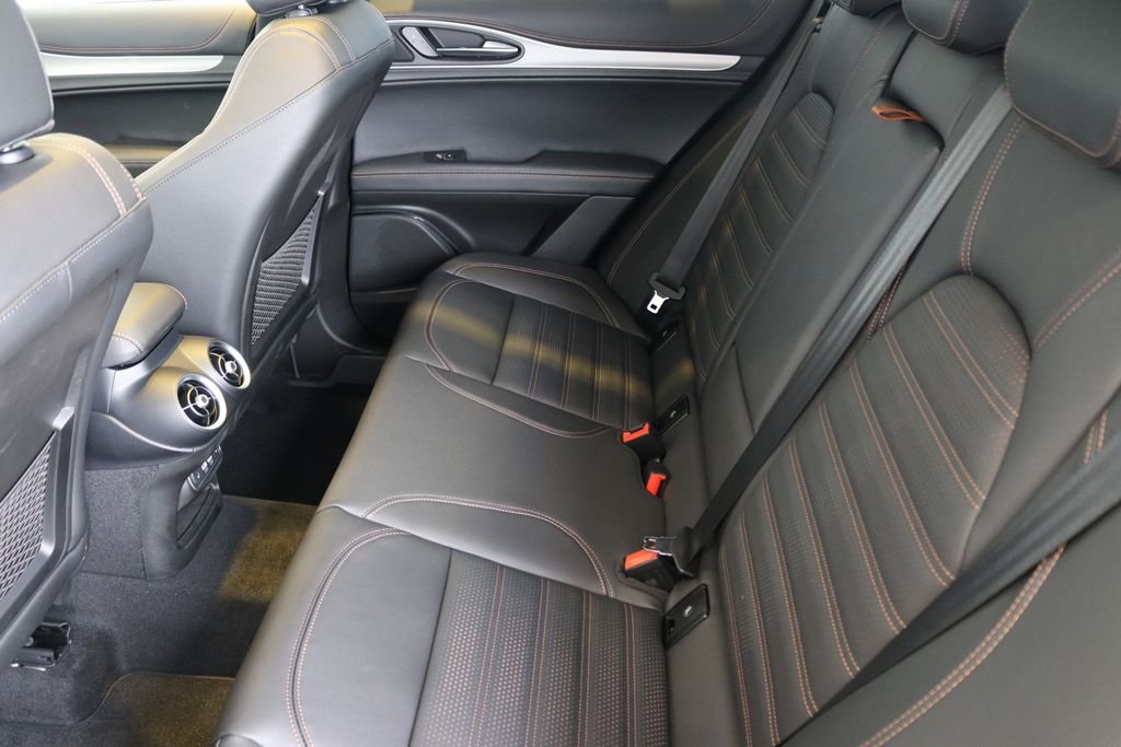 2025 Alfa Romeo Stelvio Intensa - Photo 29