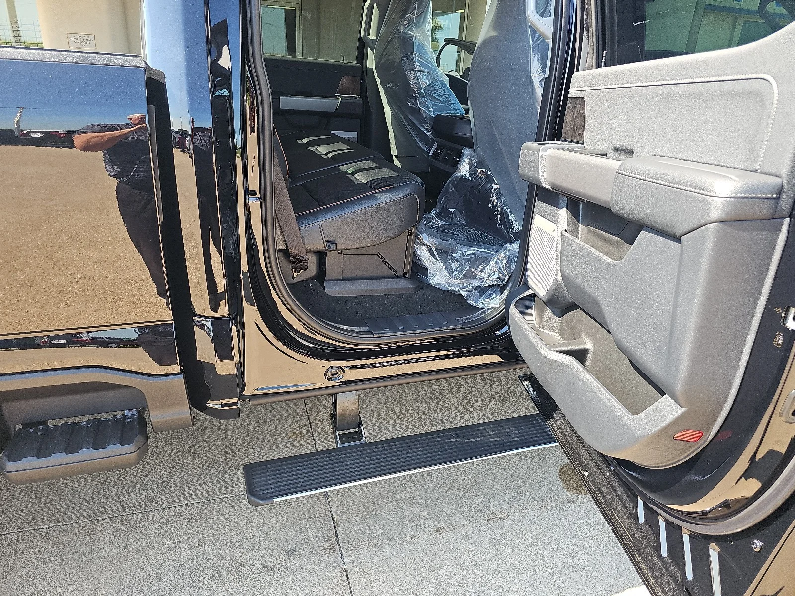 New 2026 Agate Black Metallic Ford F-350® Lariat® image 12