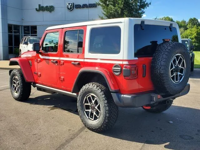New 2026 Firecracker Red Clear-Coat Exterior Paint Jeep Rubicon image 4