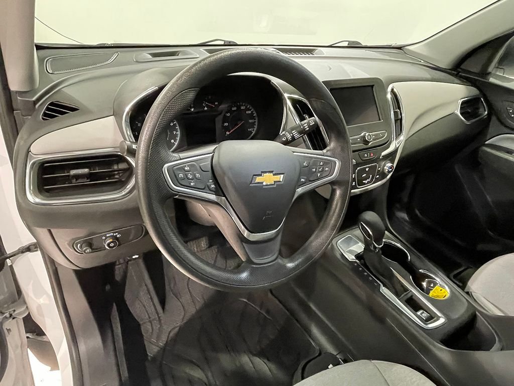 Used 2023 White Chevrolet LS image 21