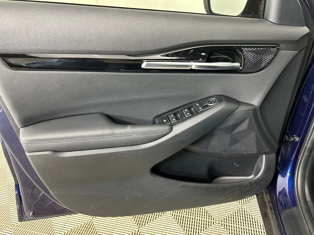 Used 2024 Blue Kia S image 11