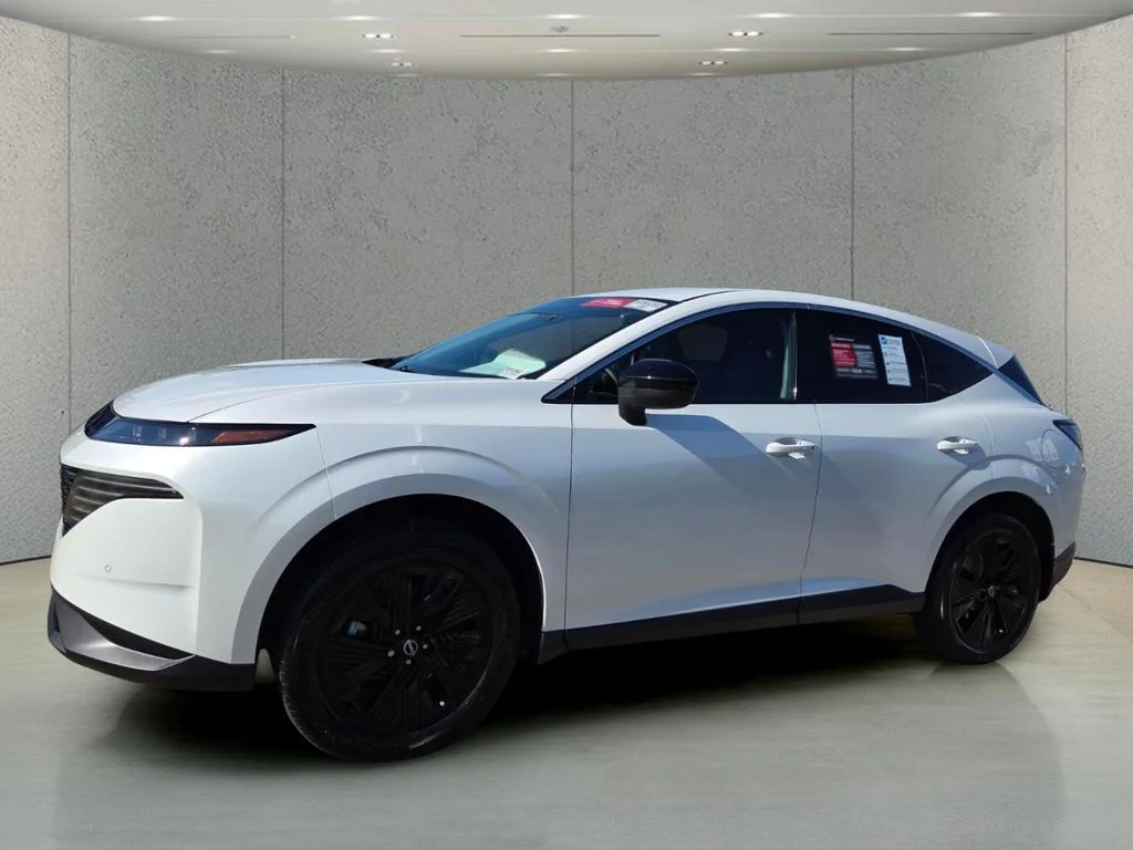 Certified Used 2025 White Nissan SV image 1