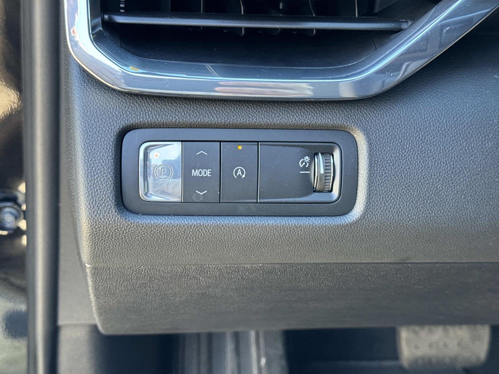 2026 GMC Acadia Elevation - Photo 13