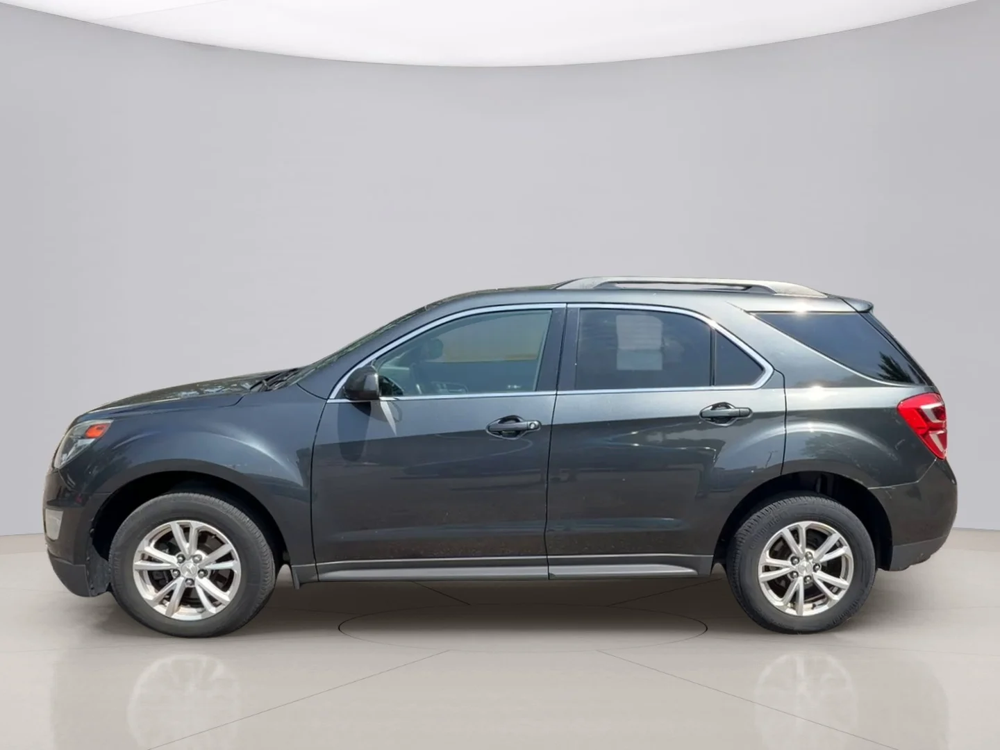 Used 2018 Blue Chevrolet LT 2WD image 2