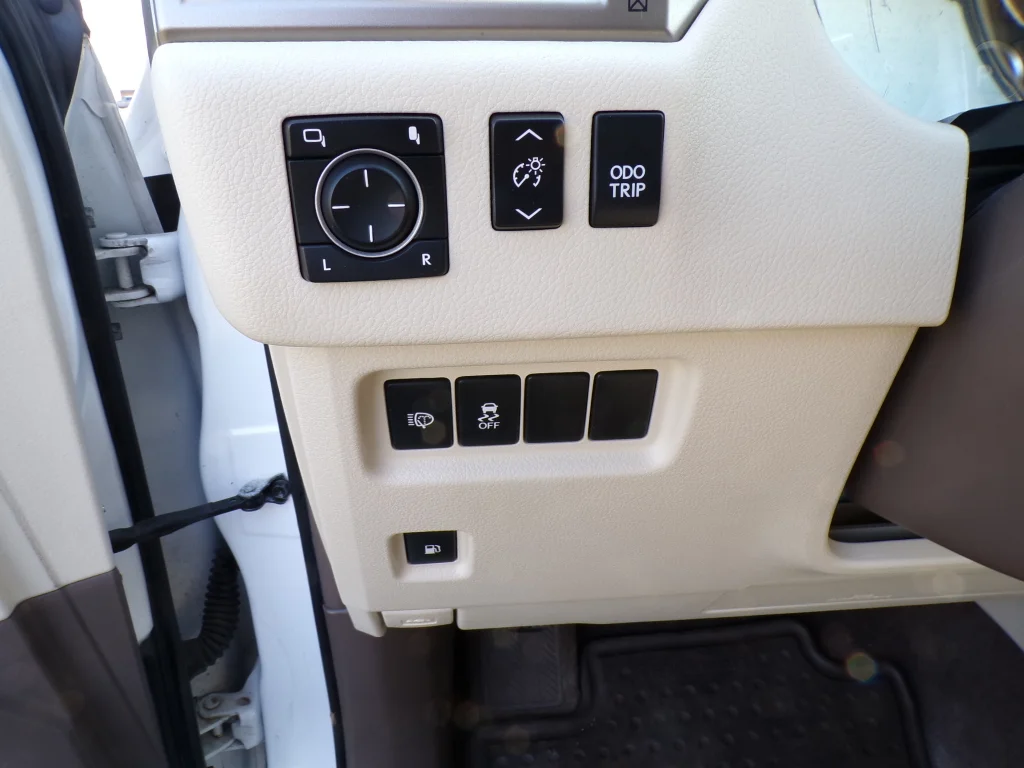 2016 Lexus GX Base - Photo 24