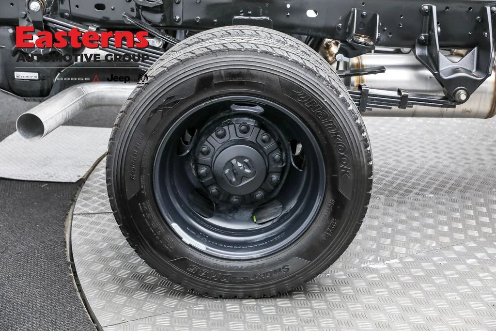 Used 2025 White Ram Tradesman image 32