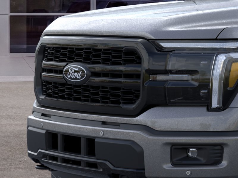 New 2026 Carbonized Gray Metallic FORD Lariat® image 39