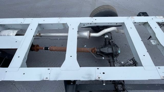 2023 Ford Transit Chassis Cab Base - Photo 7