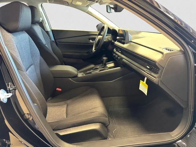 New 2026 Black Honda SE image 16