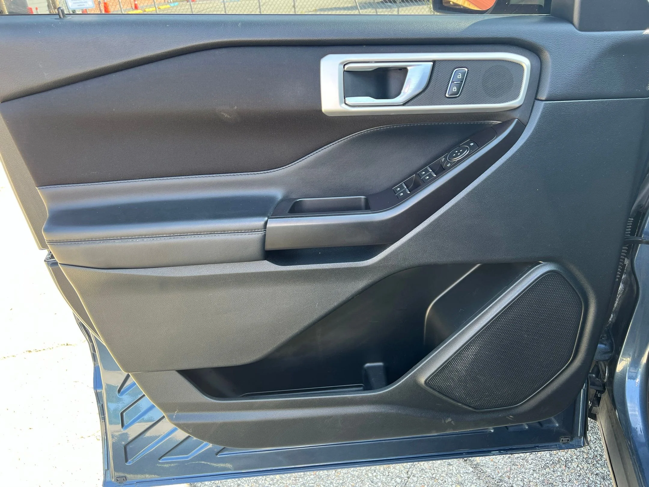 Used 2020 Blue Ford XLT image 14