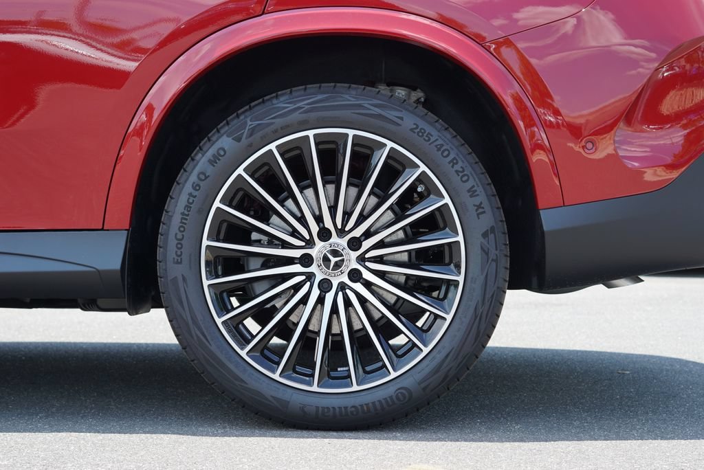 New 2026 MANUFAKTUR Patagonia Red Metallic Mercedes-Benz GLC 300 Coupe image 79