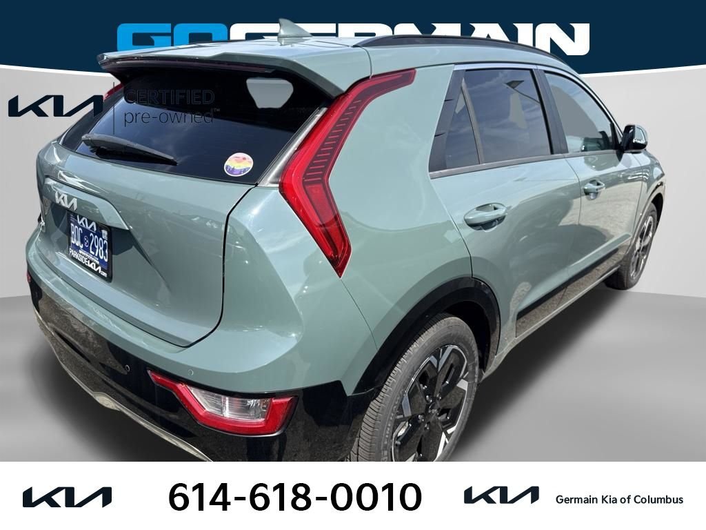 Used 2023 Green Kia Wind image 6