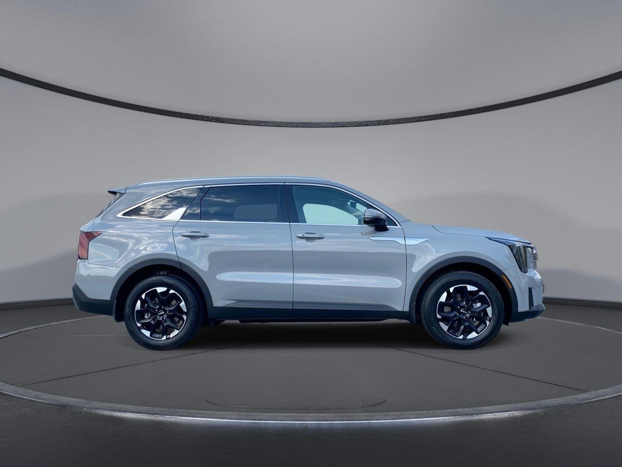 New 2026 Wolf Gray Kia S image 9