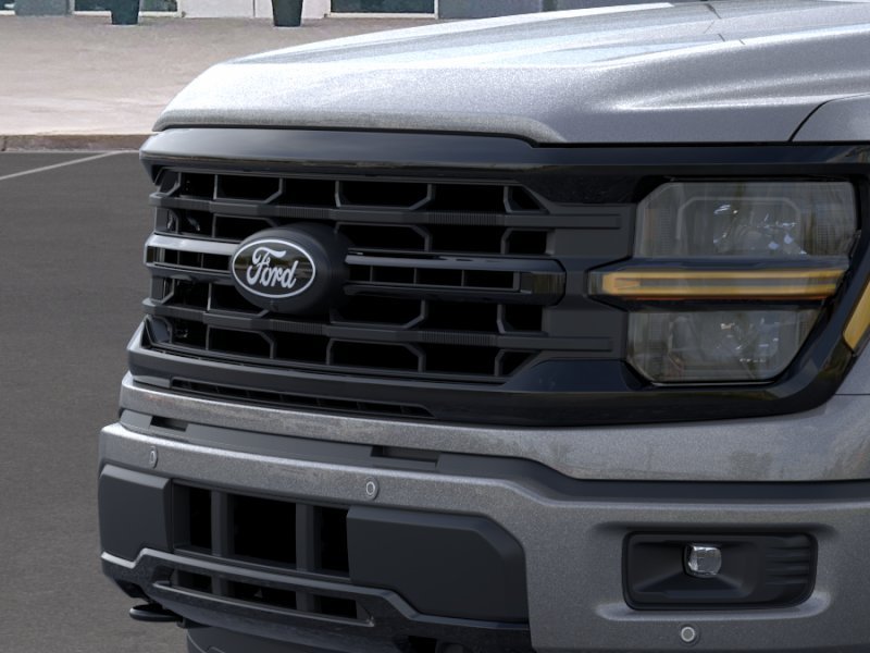 New 2026 Carbonized Gray Metallic Ford XLT image 17