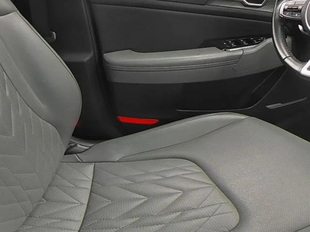 Used 2023 Black Kia X-Line image 37