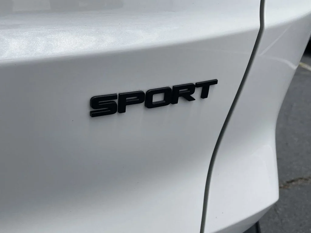 Used 2025  Honda Sport-L image 10