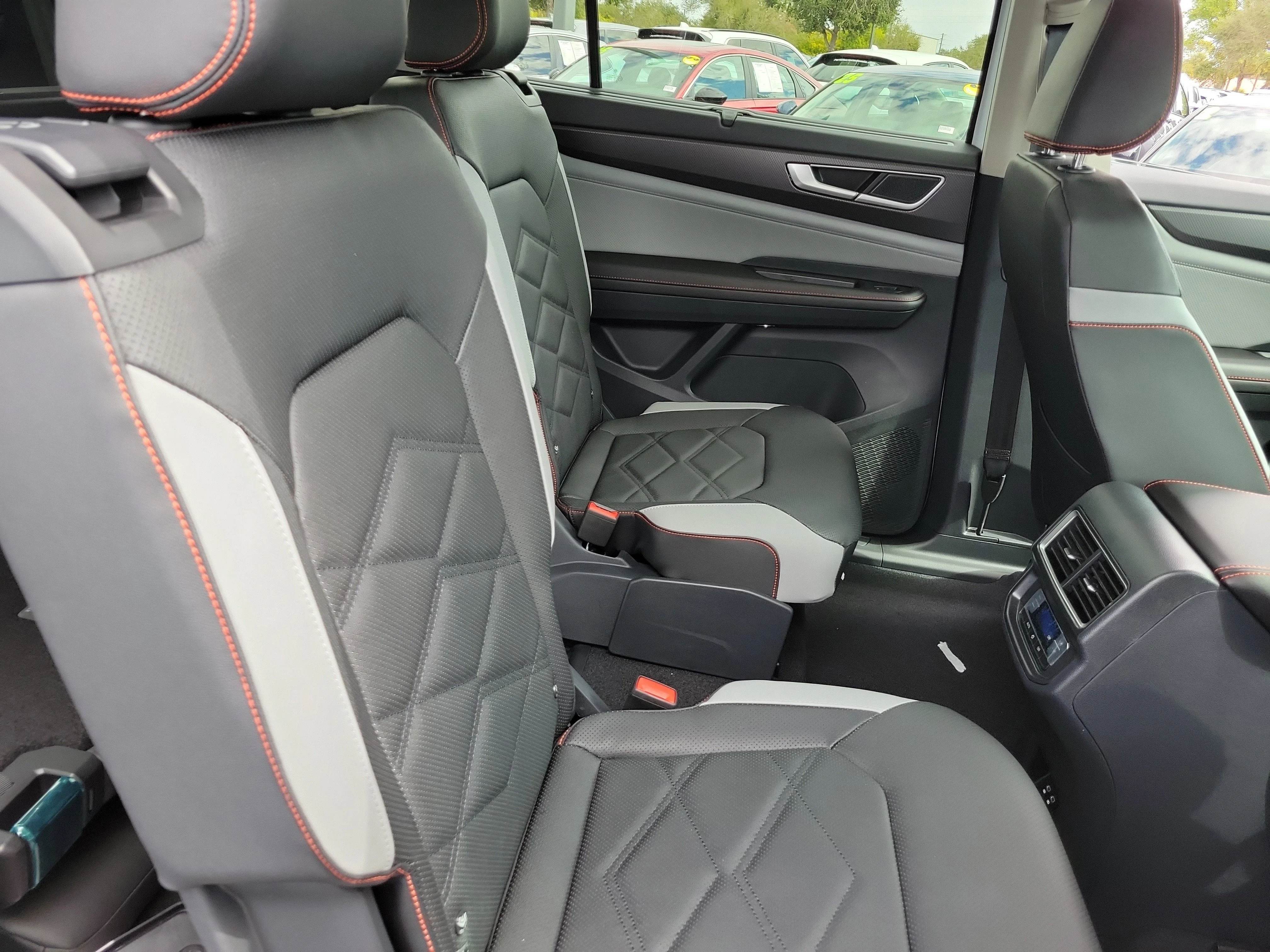 New 2026 White Volkswagen 2.0T Peak Edition image 10