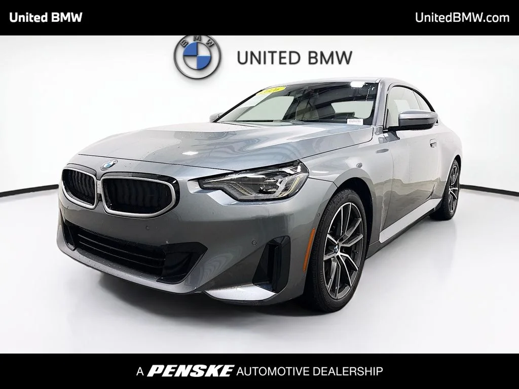 2026 BMW 2 Series 230i Coupe's photo