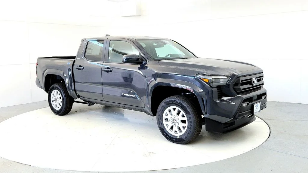 New 2026 Underground Toyota SR5 image 7