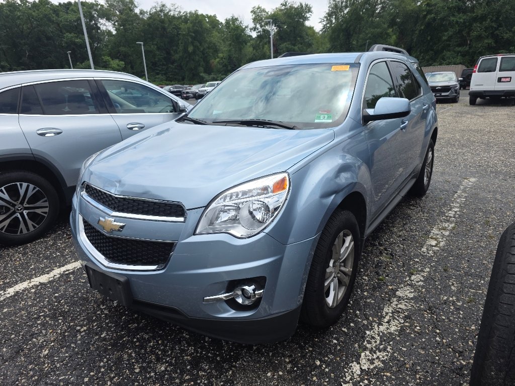 Used 2014 Silver Topaz Metallic Chevrolet LT image 1