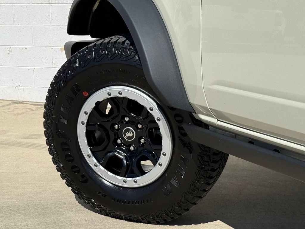 New 2026 Desert Sand Ford Badlands® image 17