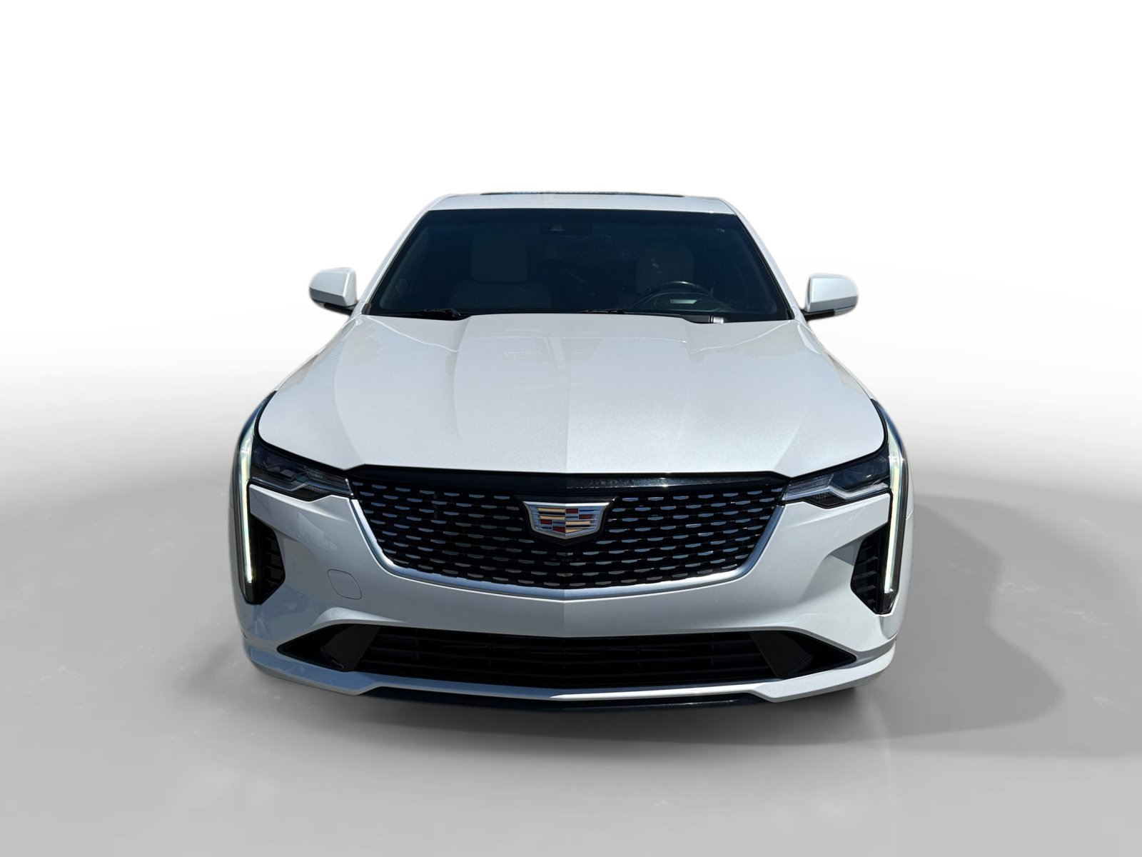 Used 2021 Crystal White Cadillac Luxury image 8