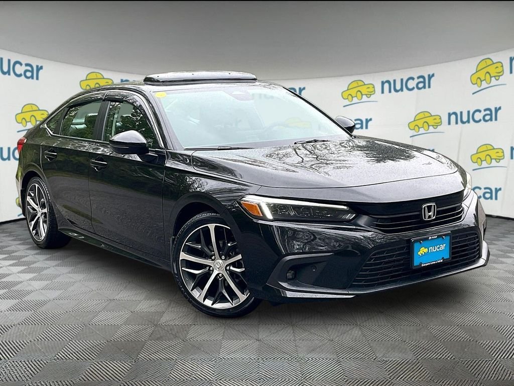 2023 Honda Civic Touring CVT's photo