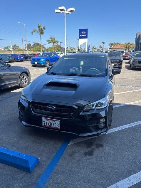 Used 2017 Crystal Black Silica Subaru Premium image 1