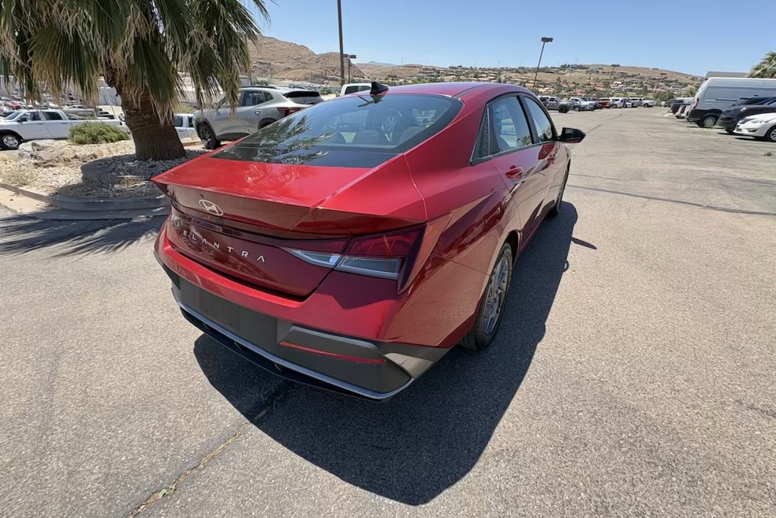 Used 2024 Ultimate Red Hyundai SEL image 6