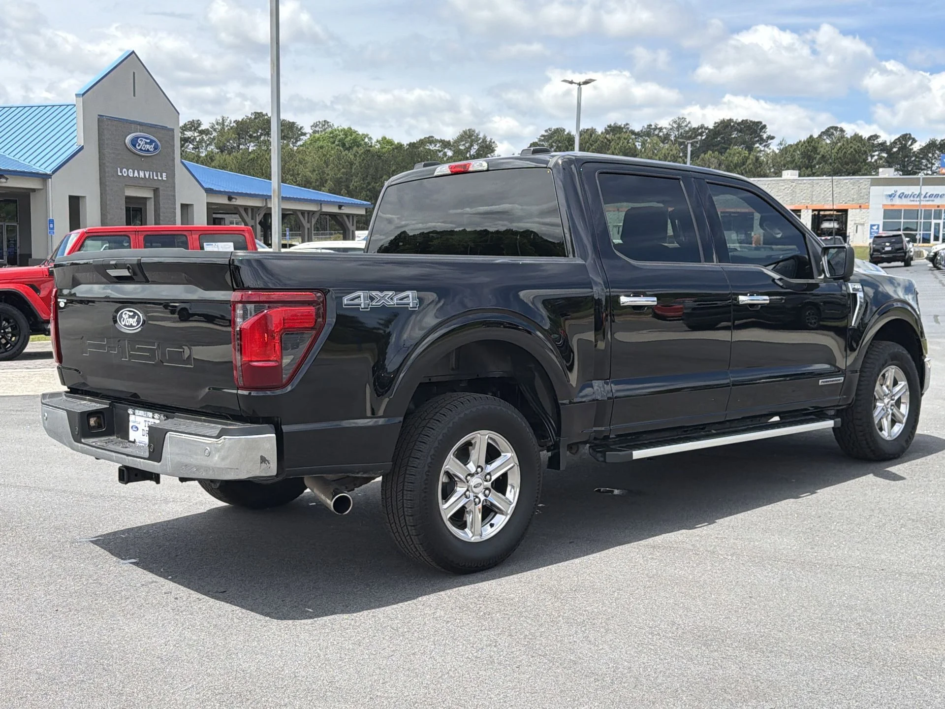 Used 2024 Black Metallic Ford XLT image 28