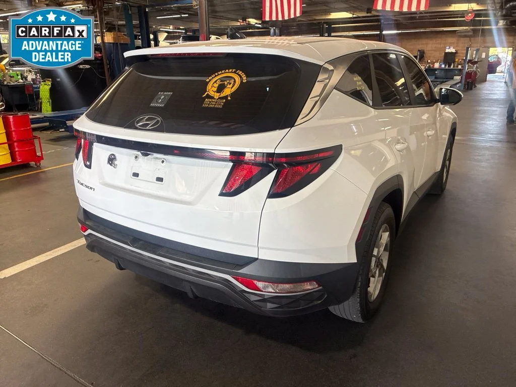 Used 2024 White Pearl Hyundai SE image 2