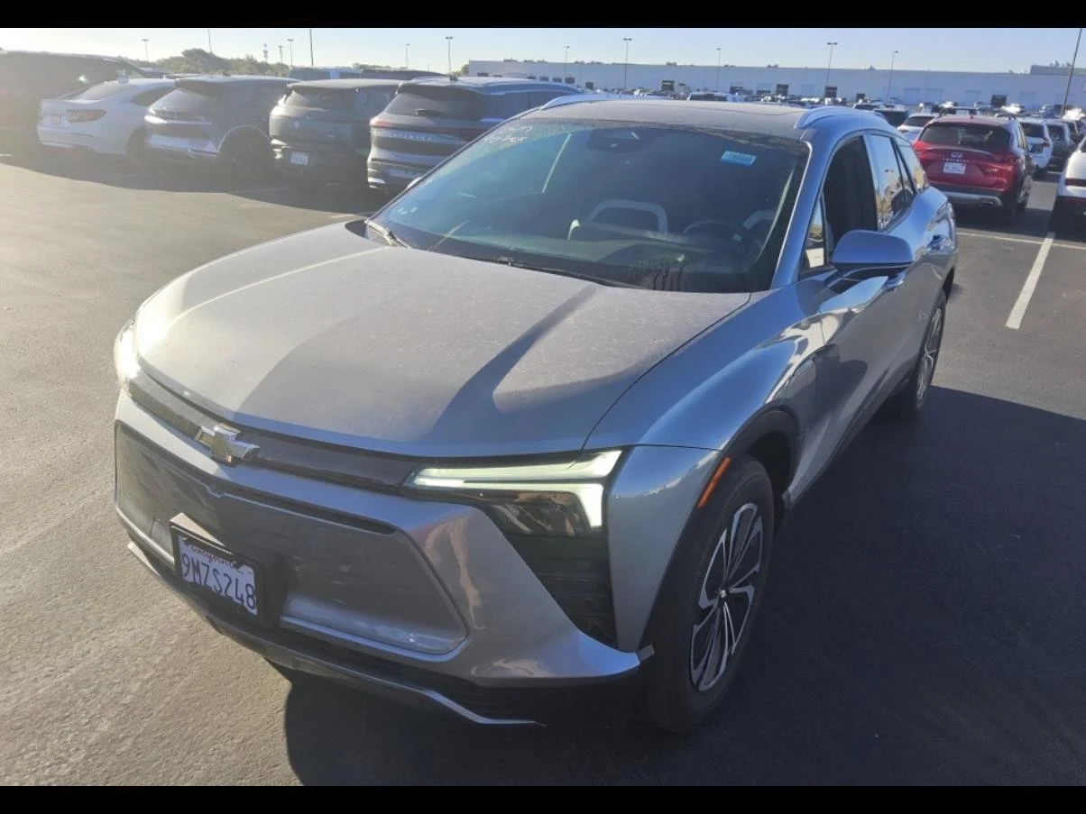 Used 2024 Sterling Gray Metallic Chevrolet LT image 1